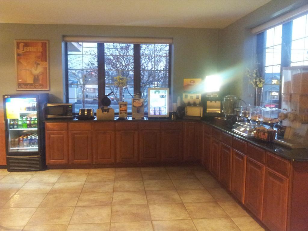 Belvedere Inn Schenectady - Albany エクステリア 写真