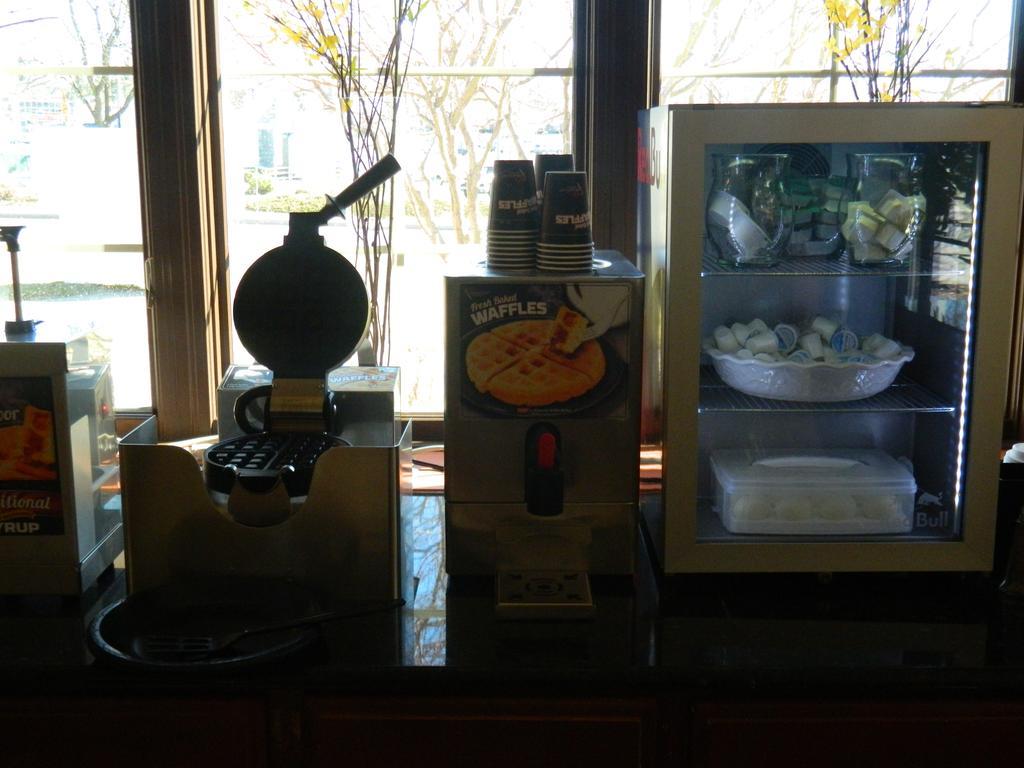 Belvedere Inn Schenectady - Albany エクステリア 写真