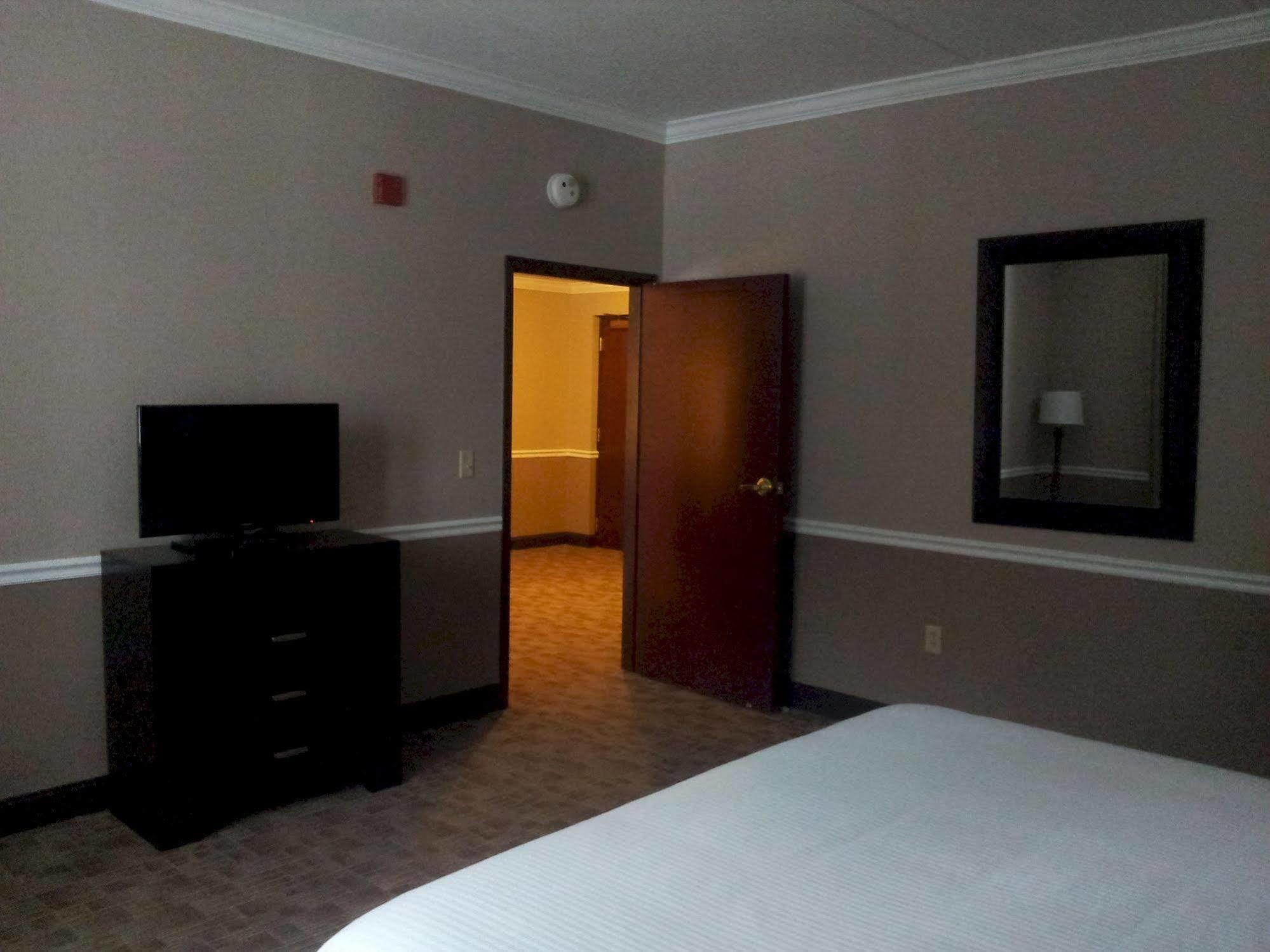 Belvedere Inn Schenectady - Albany エクステリア 写真