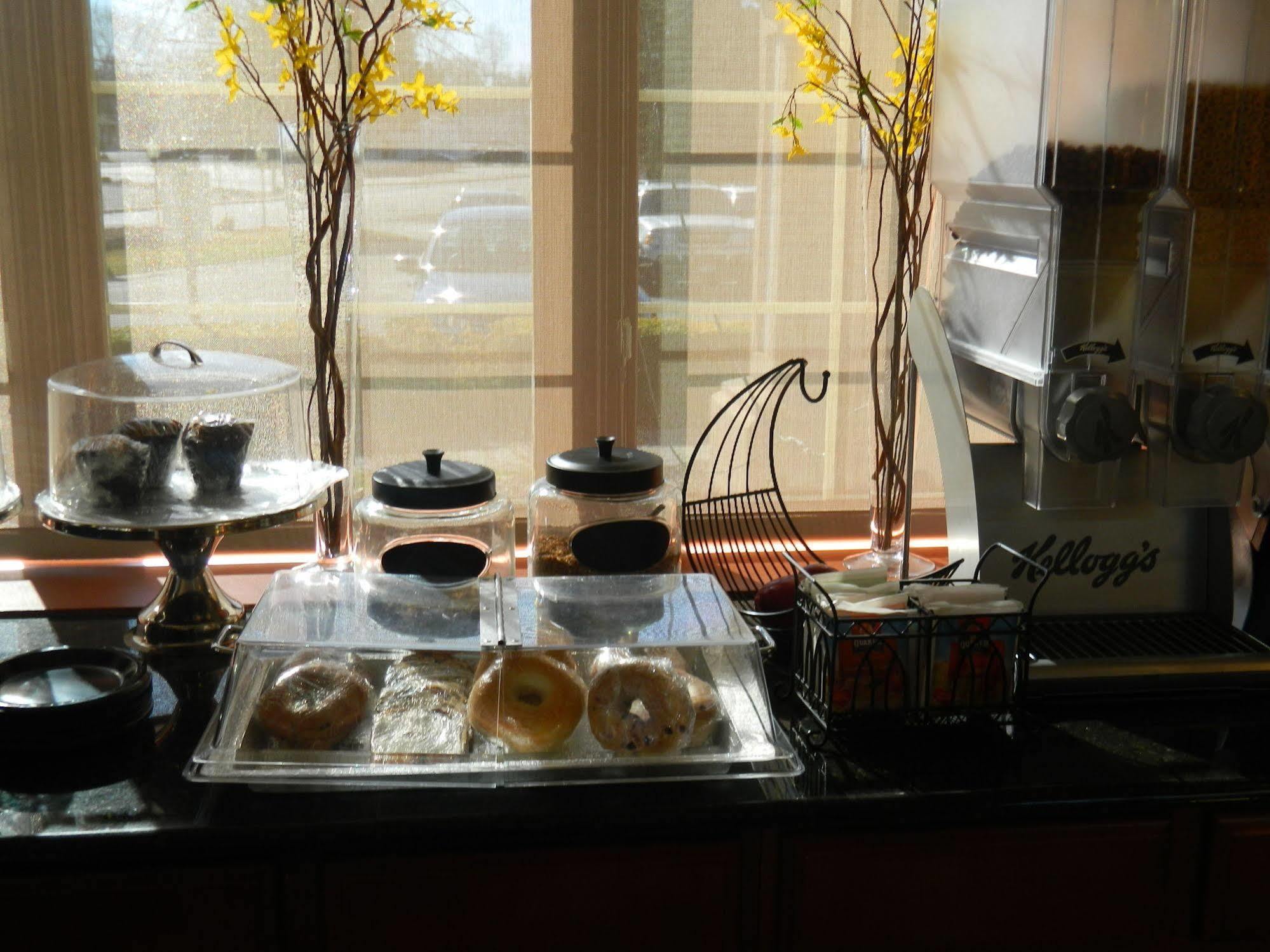 Belvedere Inn Schenectady - Albany エクステリア 写真
