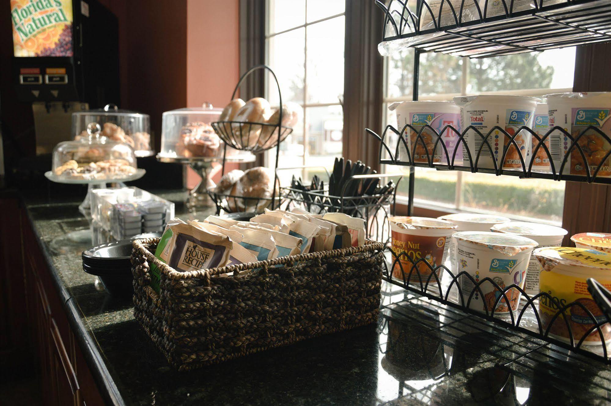 Belvedere Inn Schenectady - Albany エクステリア 写真