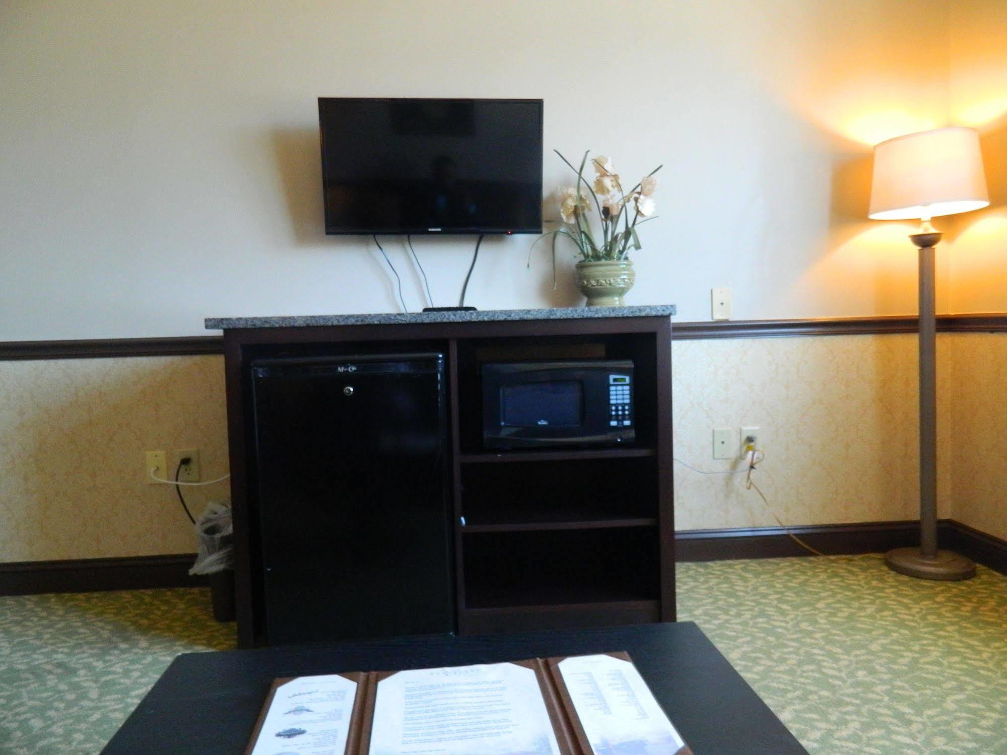Belvedere Inn Schenectady - Albany エクステリア 写真