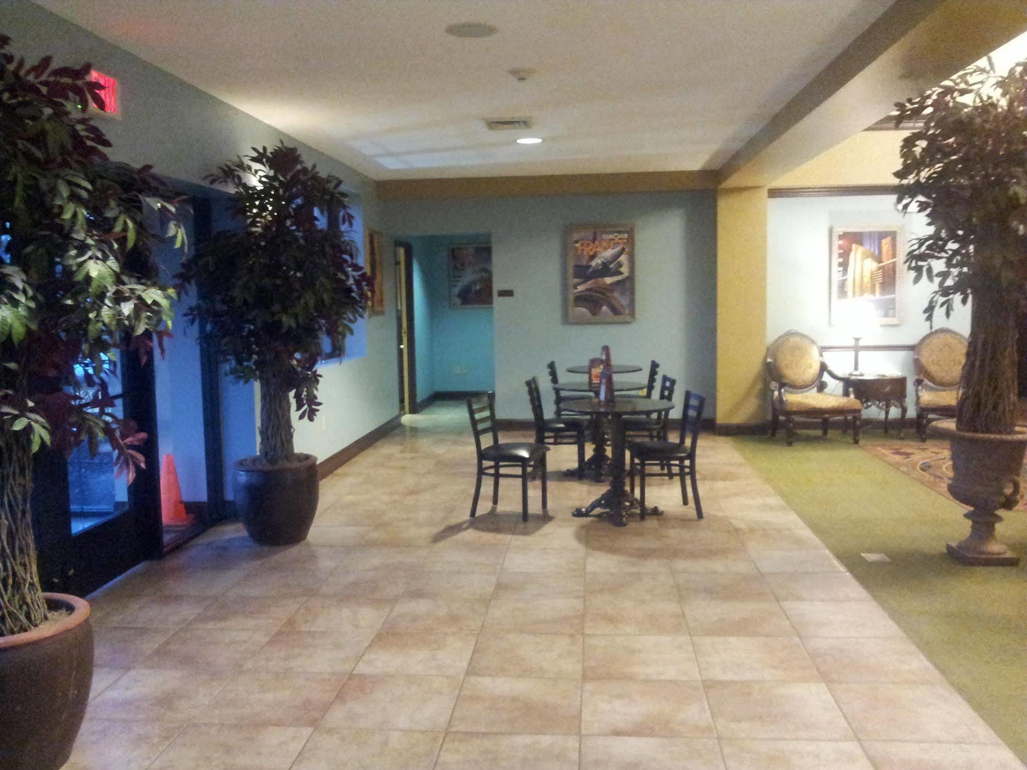 Belvedere Inn Schenectady - Albany エクステリア 写真